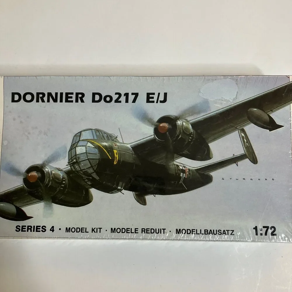 AIRFIX 04020 GERMAN DORNIER DO 217J-1 NIGHTFIGHTER 1/72 SCALE MODEL KIT Sealed